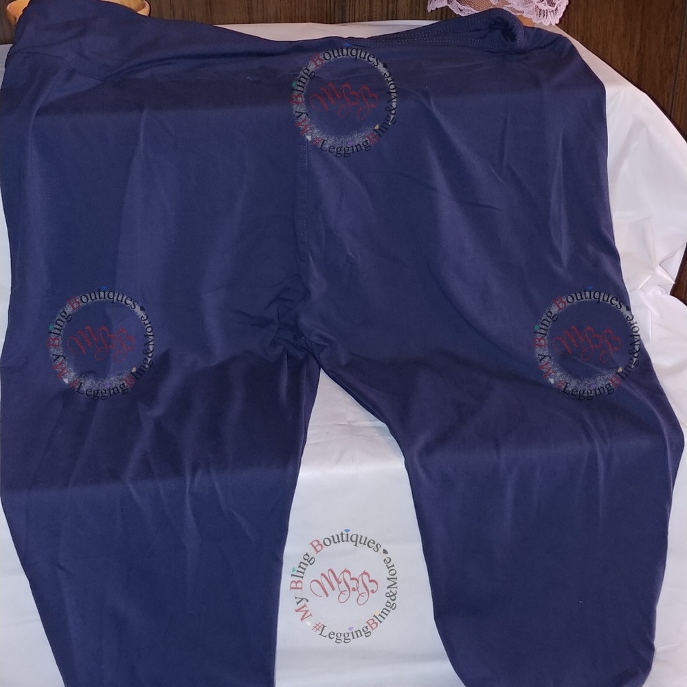 Navy Capris